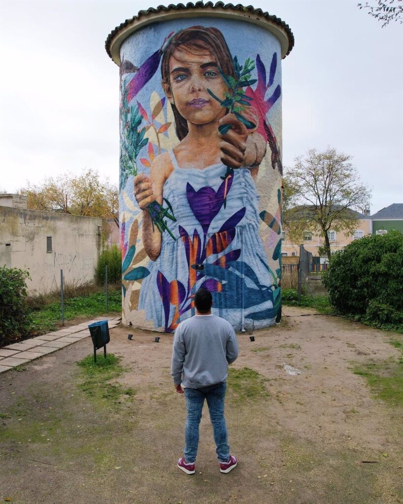 'La ofrenda', mural que el especialista en arte urbano Dreps ha regalado a la localidad de Ugena