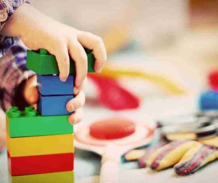 C-LM destina tres millones de euros para ayudar a mantener las escuelas infantiles de ayuntamientos de la región