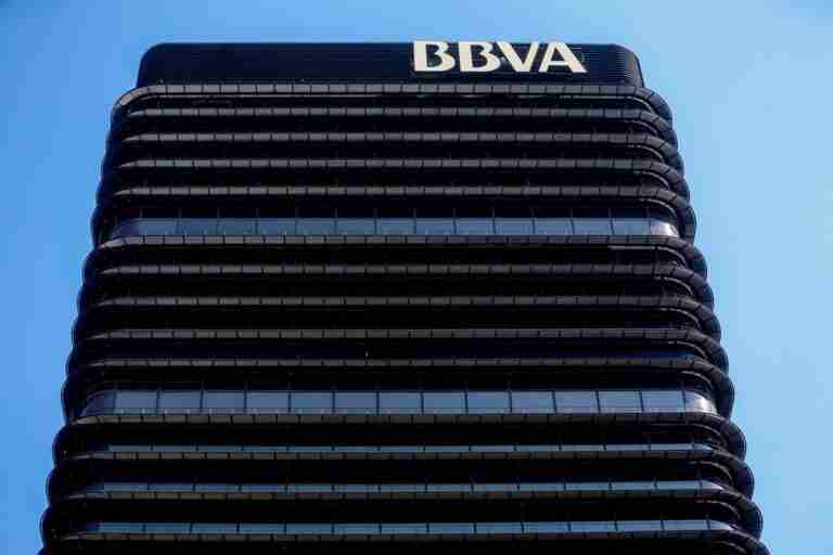 El PIB de Castilla-La Mancha crecerá un 0,9% en 2023, por debajo de la media nacional, según BBVA