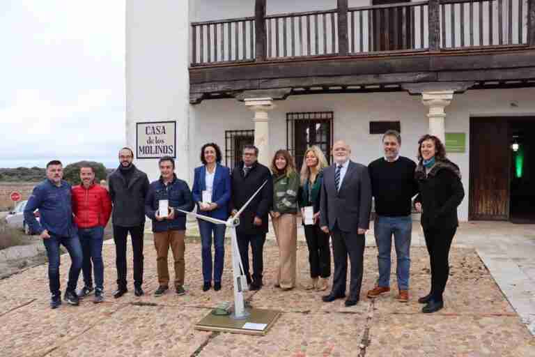 Higueruela, Madrigueras, Pozohondo y Casas de Lázaro reciben los Premios 'Pueblos con Futuro'