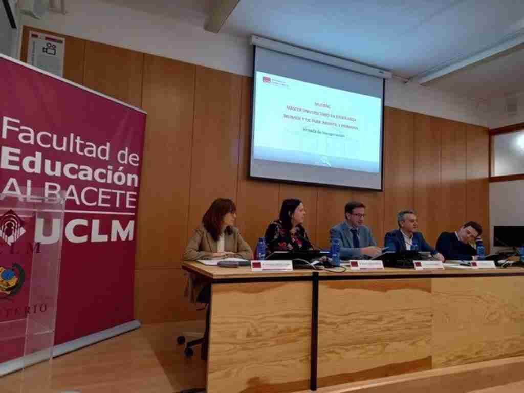 La Facultad de Educación inaugura un máster con competencias bilingües y herramientas digitales para Infantil y Primaria