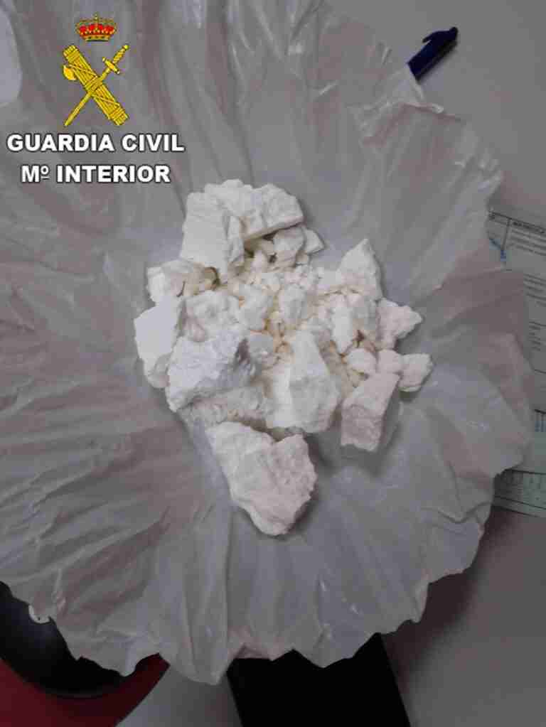 La Guardia Civil detiene a una persona por portar más de 180 gramos de cocaína ocultos en Quintanar (Toledo)