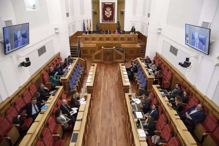 La Mesa de las Cortes toma en consideración la ley de acompañamiento a los presupuestos de C-LM