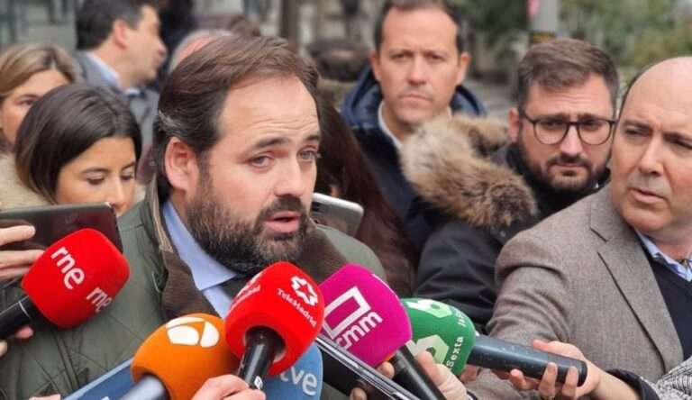 Núñez califica de "broma" la encuesta que da mayoría absoluta a Page en las próximas elecciones autonómicas