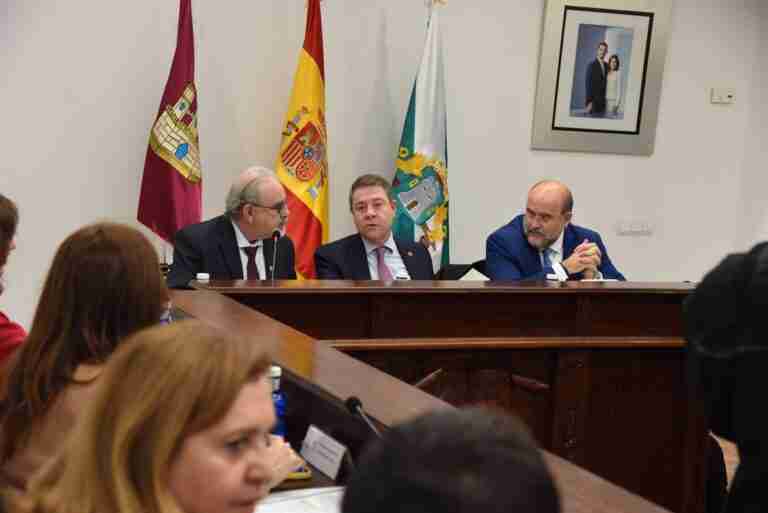 Page, "dolido" por la rebaja de malversación, contraataca y anuncia iniciativa legislativa contra referéndums ilegales