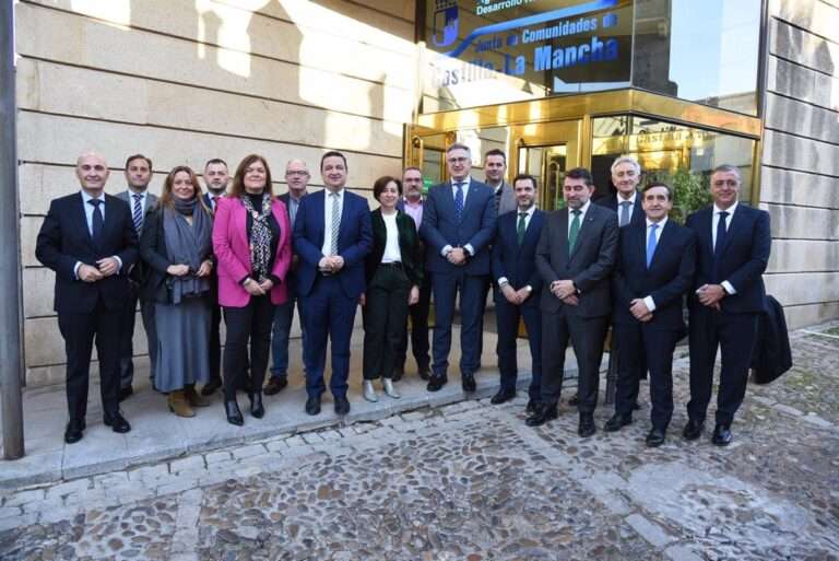 Sector agrario de C-LM contará con ventajas para acceder a préstamos tras un acuerdo de Junta y 7 entidades financieras