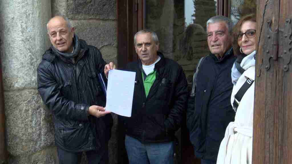 Vecinos de Río Yedra en Toledo piden intervención de Fomento ante el deterioro de viviendas en una carta dirigida a Page