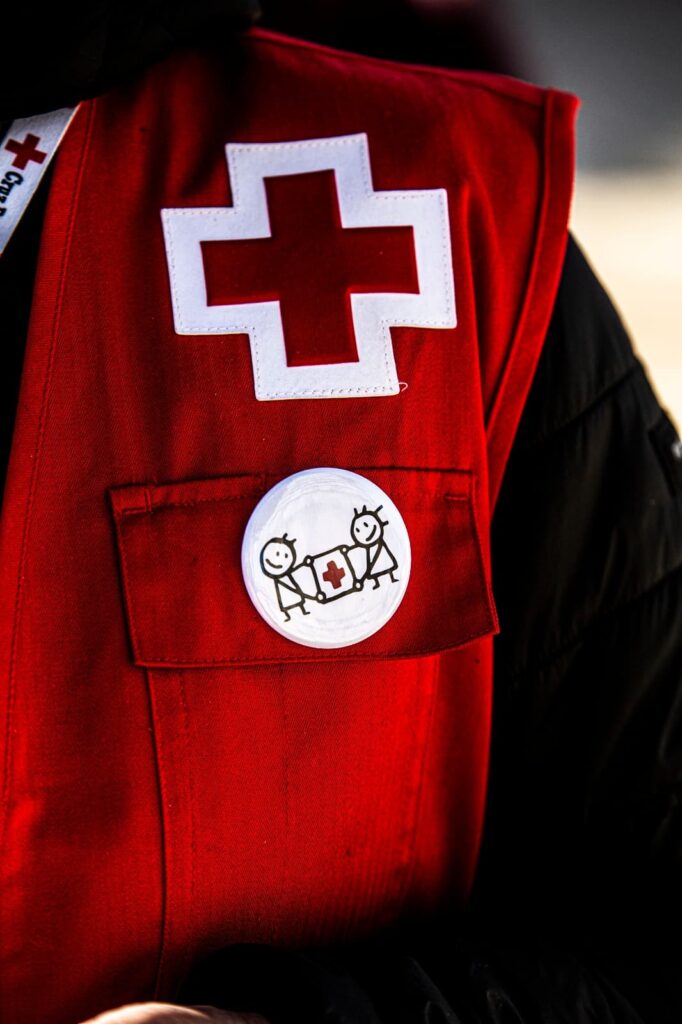 Cruz Roja: “igual que los objetos caen por la gravedad, existe la ‘Fuerza V’, la del voluntariado” 4