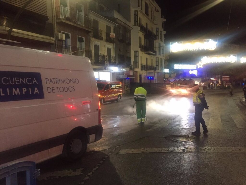 Ayuntamiento de Cuenca recomienda precaución al circular por varias calles del centro tras la avería de un camión