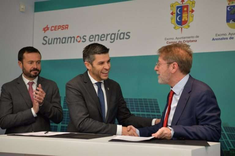 Cepsa, Campo de Criptana y Arenales de San Gregorio suman fuerzas para impulsar 3 plantas solares que generarán 400 MW