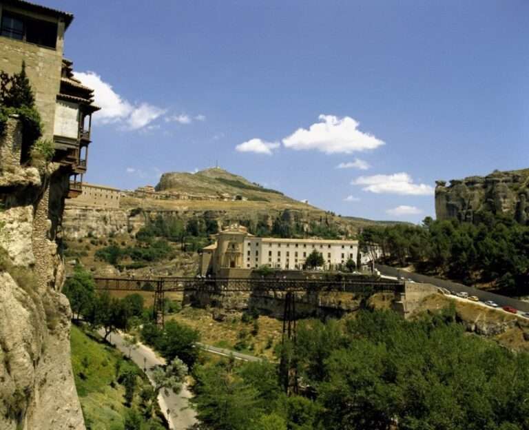 El Parador de Cuenca conmemora su trigésimo aniversario con una cena espectáculo que recrea su pasado conventual