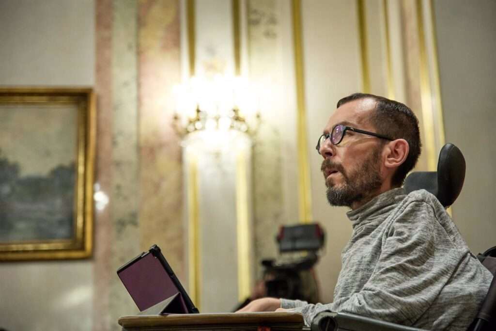 Echenique muestra apoyo a Gascón tras vetar a Page y C-LM le recuerda que ese discurso abre la puerta del Gobierno a Vox