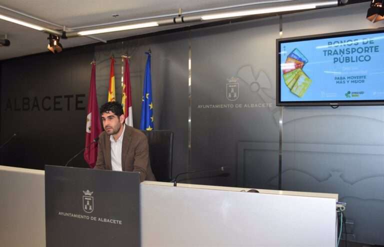 El Ayuntamiento de Albacete renueva los descuentos del 50% en los bonos multiviajes del transporte urbano