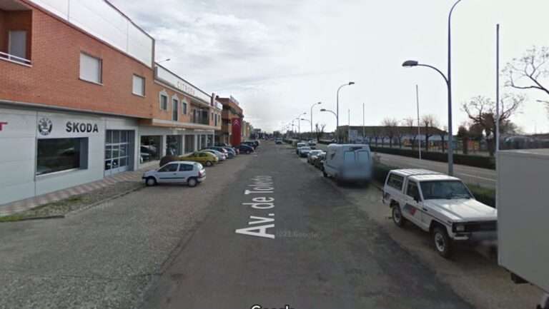 Fallece el conductor de un vehículo tras colisionar con un establecimiento en Torrijos (Toledo)