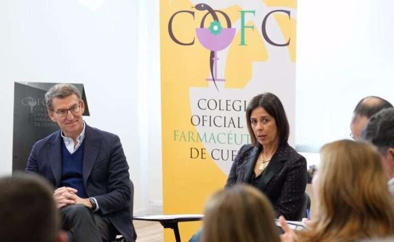 Feijóo precisa ahora que su propuesta para que gobierne lista más votada se circunscribe a las municipales