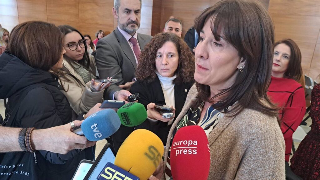 Fernández pide a PP que "se aclare" sobre la lista más votada y cree que Núñez "pactará con VOX si hay opciones"