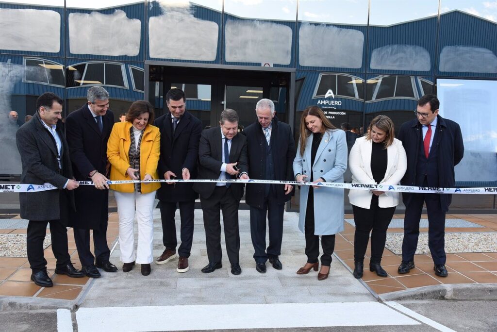 Inaugurada la nueva factoría de Ampuero Grupo Industrial 10, segundo de producción en España, en Cebolla (Toledo)