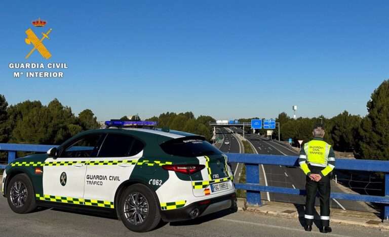 Investigan a un conquense por circular en sentido contrario y cuadruplicando la tasa de alcohol en La Roda
