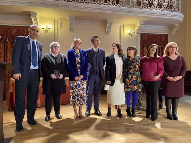 La Asociación de Periodistas de Ciudad Real reconoce la labor de Elena Jiménez, Pilar Muñoz e Isidro Sánchez