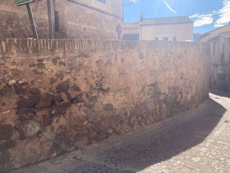 La toledana Bajada del Barco permanecerá cortada al tráfico desde el próximo martes por obras en la calle San Lorenzo