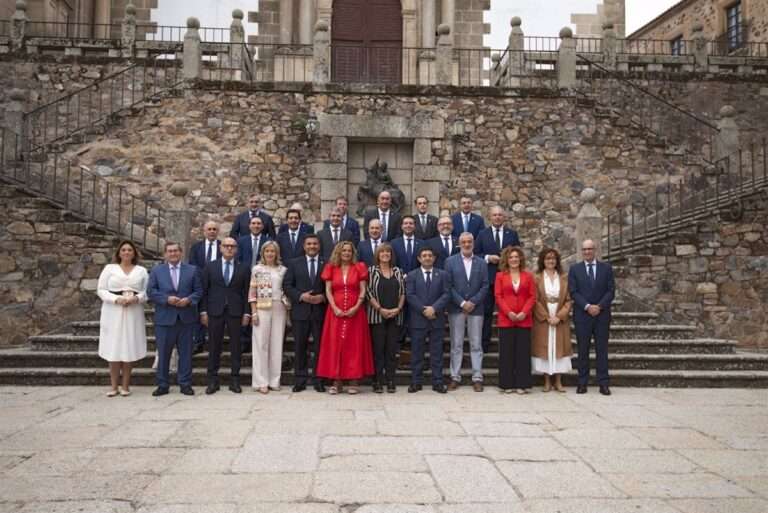 Los presidentes de las diputaciones provinciales de toda España se reunirán el 6 de febrero en Ourense