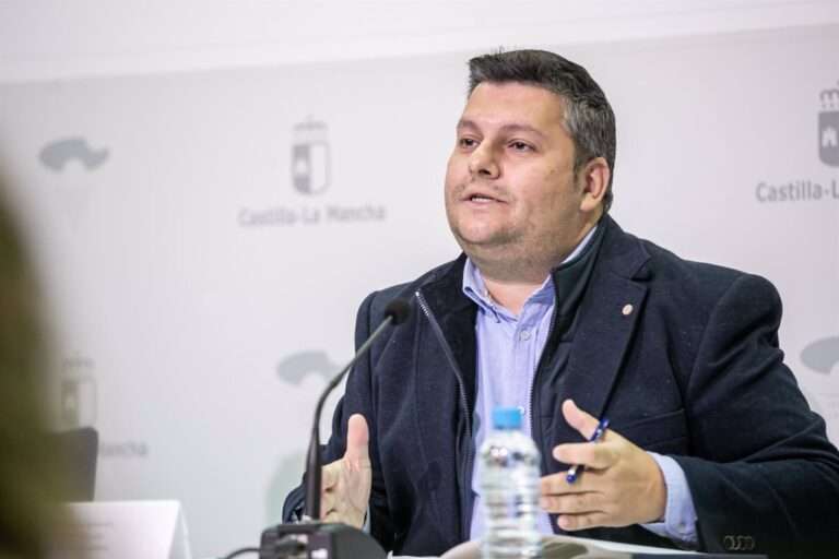 Monforte (UGT) recuerda a Nicolás Redondo como el responsable de "desvincular política de movimiento sindical" en España