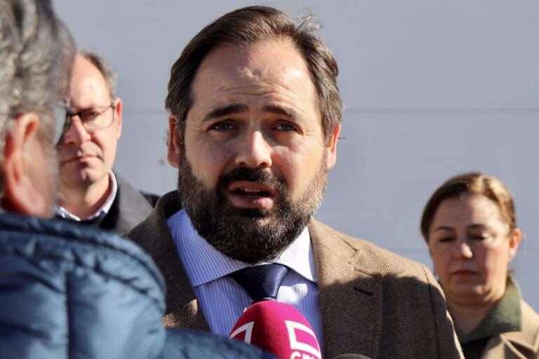 Núñez afirma que si preside C-LM su primera medida será "devolver" el dinero recaudado de más por la inflación