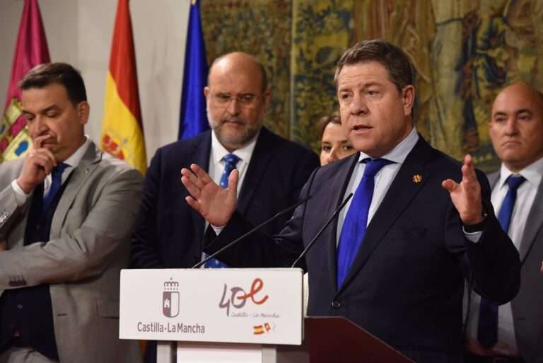 Page comprende a Moreno y López Miras y cree que Ximo Puig ha buscado "fórmulas más allá del ruido"