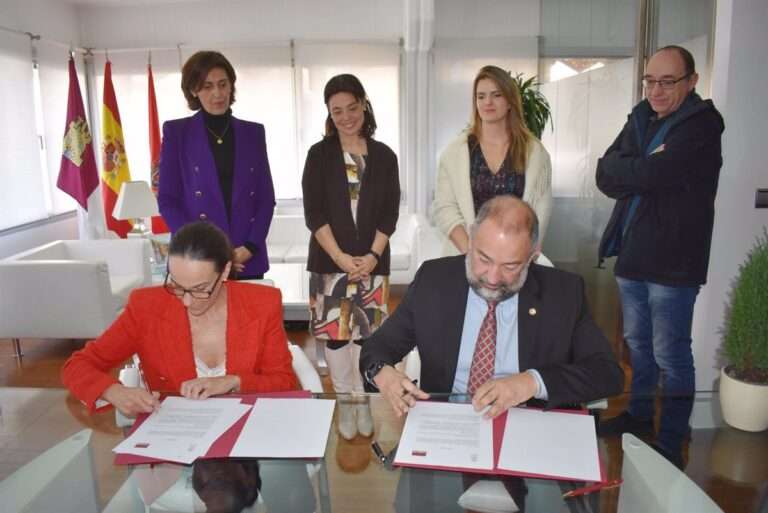 UCLM y Ayuntamiento de Ciudad Real acuerdan una reurbanización "valiente y sostenible" para la Avenida Camilo José Cela