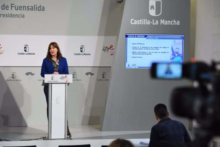 VÍDEO: C-LM vuelve a ofrecerse para mediar en conflicto de limpiadoras pero recuerda: "Es un asunto de dos partes"