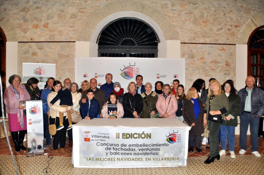 Éxito de los concursos de Embellecimiento de Fachadas, Ventanas y Balcones, y de Escaparates Navideños en Villarrubia de los Ojos 5