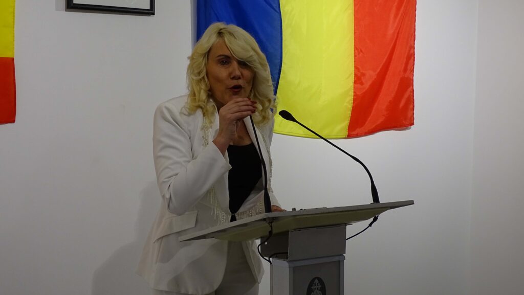 Celebración de la Cultura Rumana por parte de la Asociación Hispano Rumana Gente: Velada Poética 1