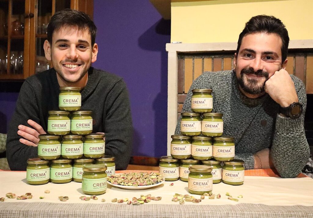 Cremacuadrado, el nuevo "jugo de pistacho" elaborado por dos jóvenes en Ciudad Real con el cultivo sostenible como base