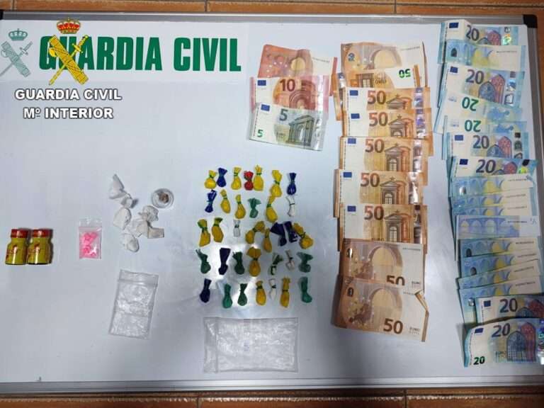 Detenido un joven de 18 años con gran variedad de sustancias que iba a vender en una discoteca de Sonseca