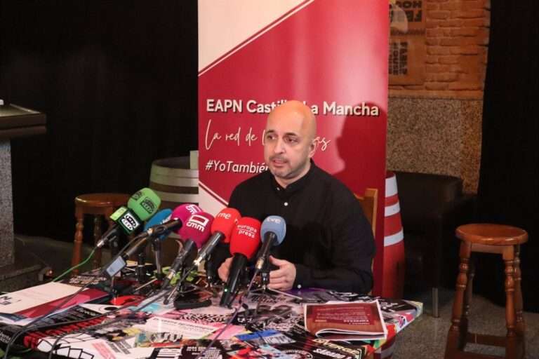 EAPN entra en campaña dando a partidos que aspiran a presidir CLM claves para combatir pobreza: "Si se quiere, se puede"
