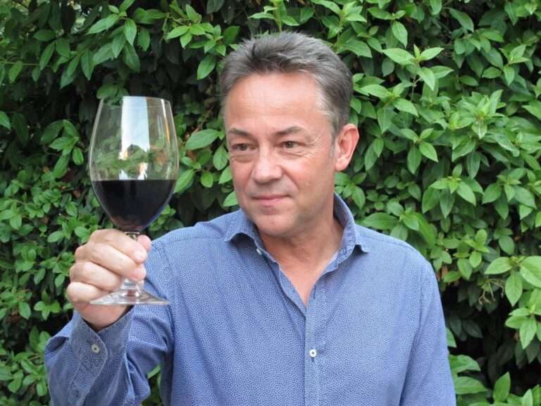El periodista Sergio Sauca y la empresa italiana Olio Costa D'Oro, Medallas de Honor 2023 de El Progreso