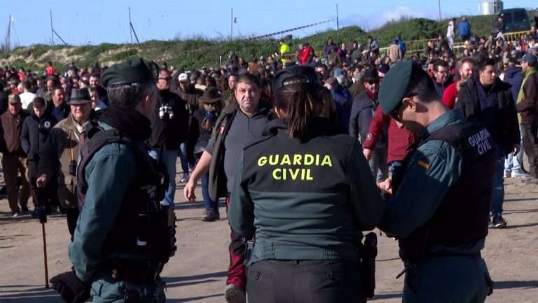 La Guardia Civil "peina" Barcience, escenario del campeonato que encumbra a los mejores galgos del país