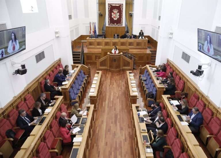 La Ley de Atención Temprana de C-LM recibe el apoyo unánime de los grupos parlamentarios en las Cortes