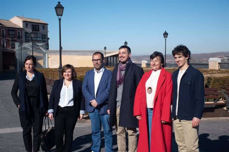 La confluencia escenifica su unión en C-LM dejando la puerta abierta a Más País y con Crespo (IU) dando un paso al lado