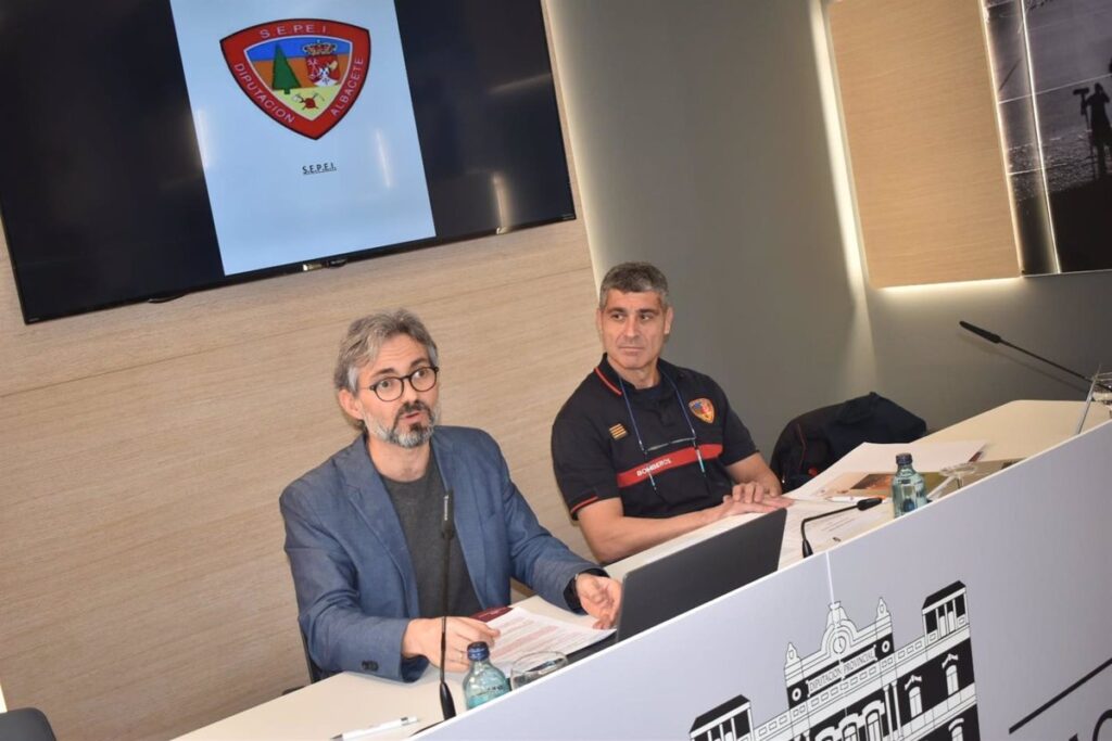 Las casas de mayores de 65 años de Albacete tendrán detectores de humo con el proyecto 'Salvar vidas' de la Diputación