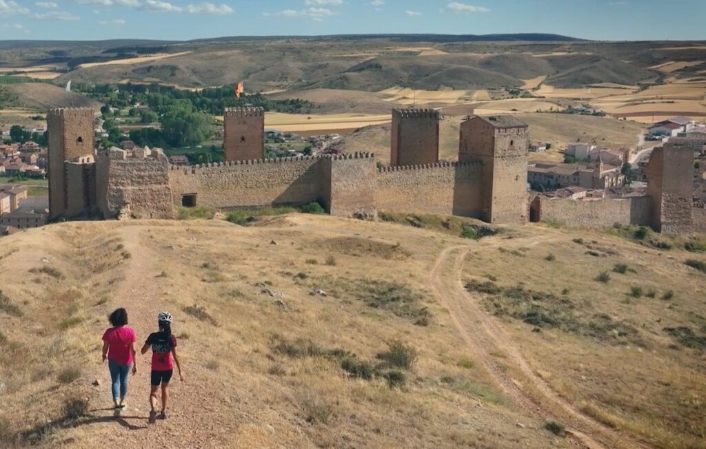 Molina de Aragón cierra este domingo episodio de 'El Camino del Cid: Diario de una Ciclista' de La 2