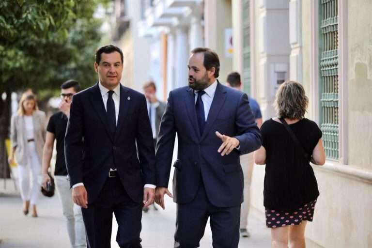 Núñez felicita a los andaluces de C-LM por el día de su autonomía y les promete gobernar como Moreno en su territorio