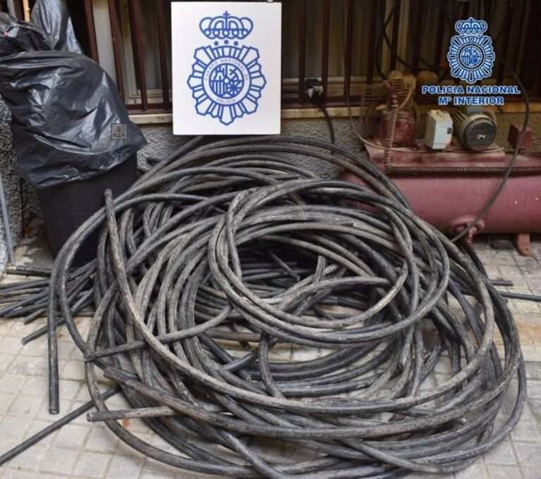 Detenido por robar cable de la línea de alta velocidad en Puertollano que ocultó 150 metros de este material