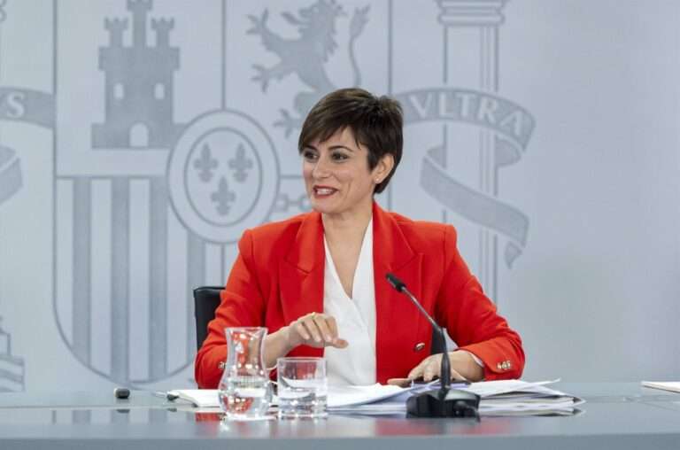 Rodríguez celebra que "los españoles valoren el esfuerzo del Gobierno por un crecimiento económico justo"