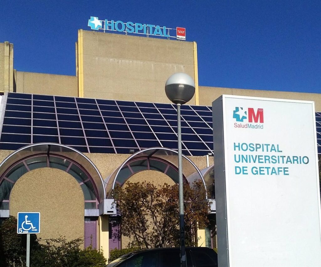 Trasladan al hospital de Getafe a una trabajadora que ha sufrido quemaduras por una freidora en Talavera