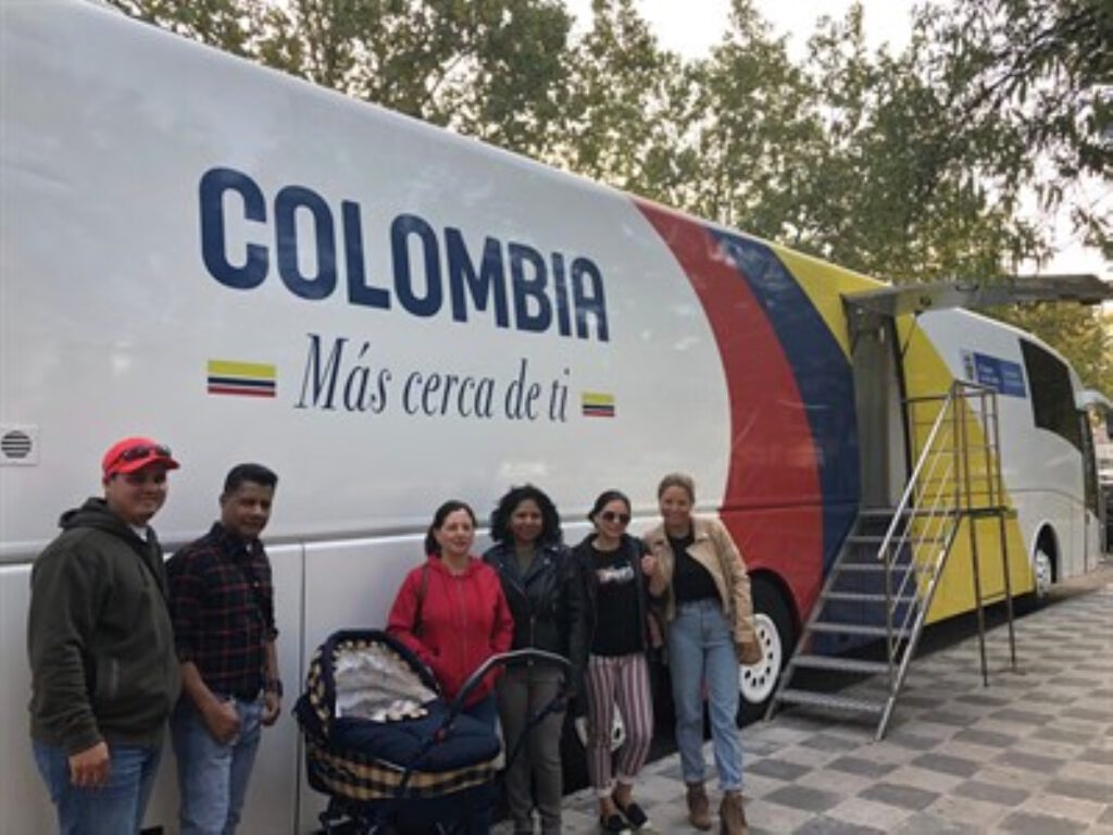 consulado colombia en cuenca