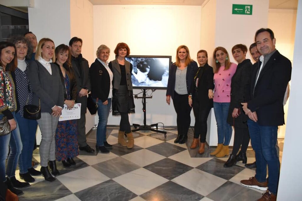 inauguracion muestra despiertas mujeres arte en diputacion cuenca