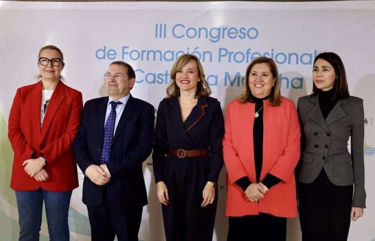 Alegría defiende la nueva legislación como herramienta para conseguir una FP más atractiva e integrada en la empresa
