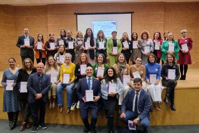 Bellido llama a "derribar todos los muros que ponen freno a la igualdad entre hombres y mujeres"