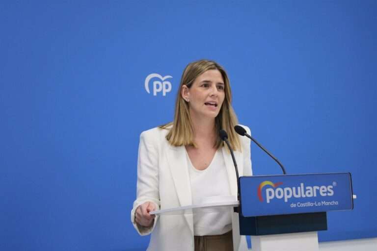 Agudo (PP) advierte de que Blanca Fernández "intentó quitarle el puesto" a Page, pero "le ha salido mal la jugada"